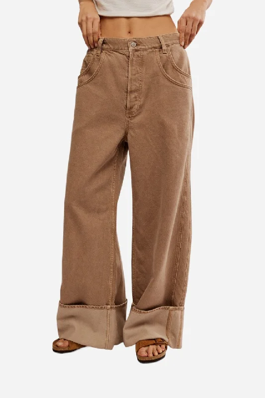 Fashionista Favorites Free People Final Countdown Cuffed Mid Rise Wide Leg Pants in Tumbleweed