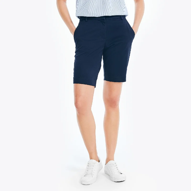 Stylish Basics Nautica Womens 10" Stretch-Twill Short