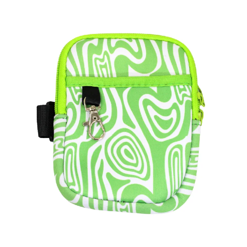 Insulated Mugs Offer Green Wavy Bottle Pouch