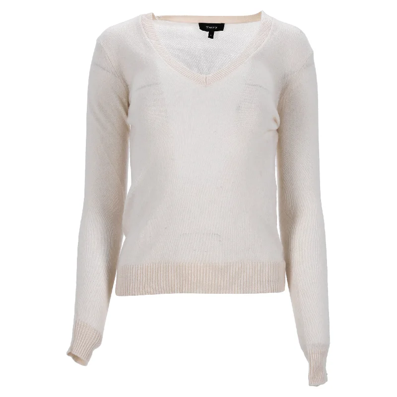 Fashionista Favorites Theory Knitted V-Neck Sweater in Cream Cashmere