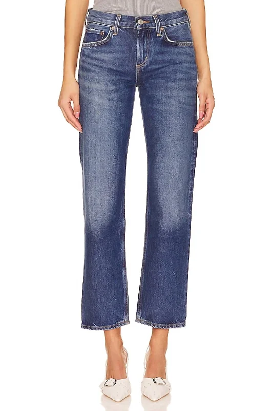 Casual Weekend Relaxed Style Amber Low Rise Jeans In Milestone