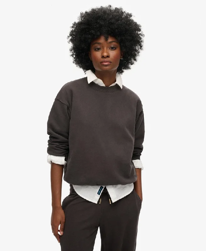 Effortless Sophistication Essential Logo Sweatshirt | Bison Black